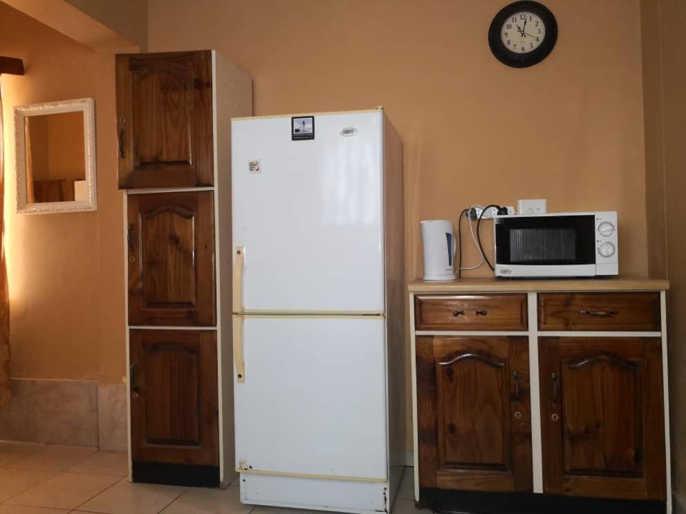 Skippers Backpackers Cc Walvis Bay Exterior foto