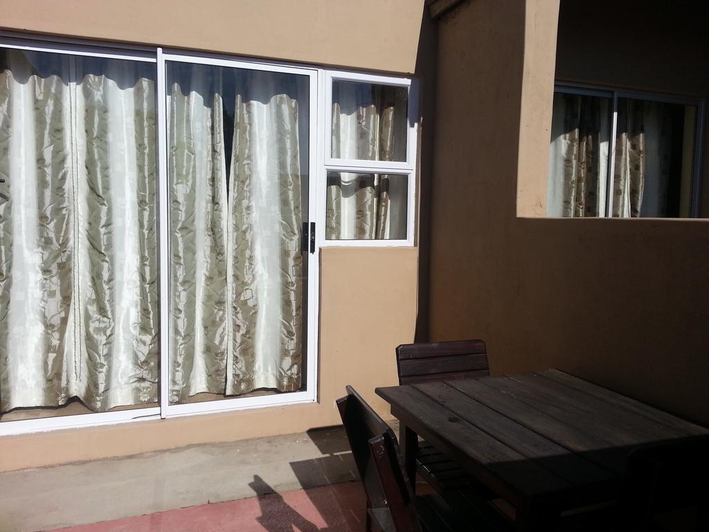 Skippers Backpackers Cc Walvis Bay Exterior foto